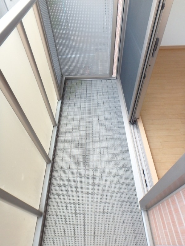 バルコニー　図面と現状に相違がある場合には現状を優先