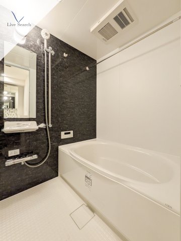 バス・シャワールーム　コンフォリア・リヴ淡路町一丁目　お風呂