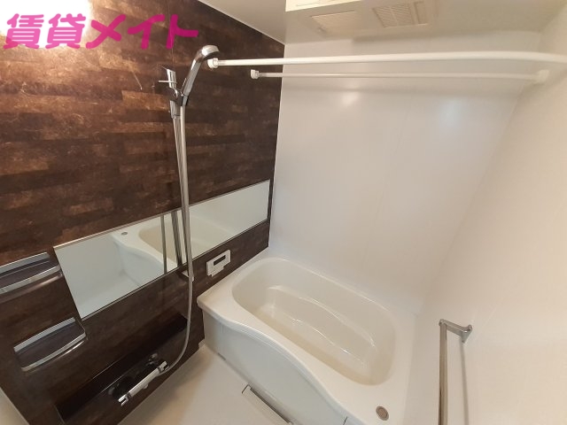 バス・シャワールーム　※同タイプ別部屋写真