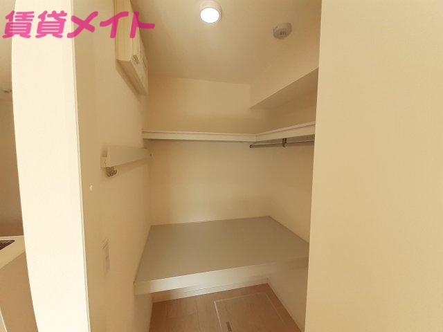 収納　※同タイプ別部屋写真