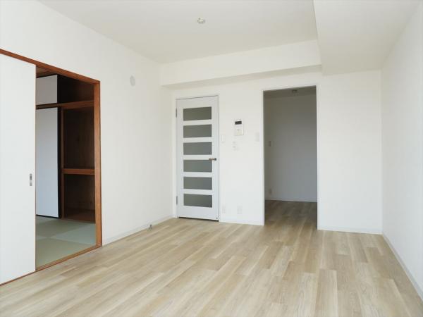 居室・リビング　内装