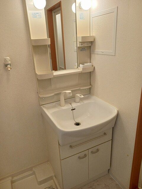 洗面設備　★収納付き、独立洗面台★