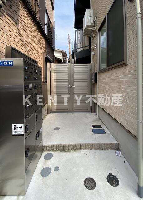 エントランス　ゆとりのあるエントランスです