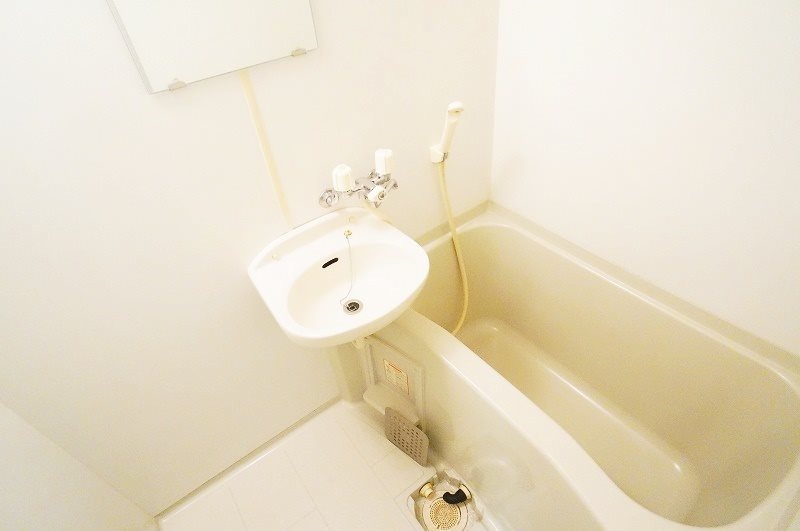 バス・シャワールーム　別号室