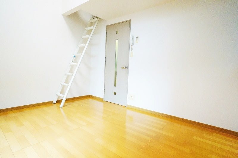 居室・リビング　別号室