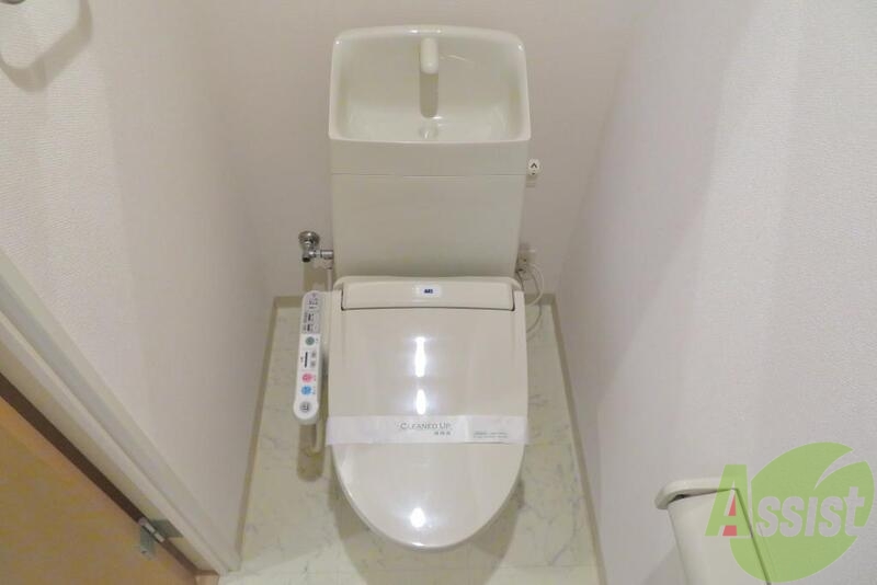 トイレ　トイレはウォシュレット完備なので嬉しいですね。