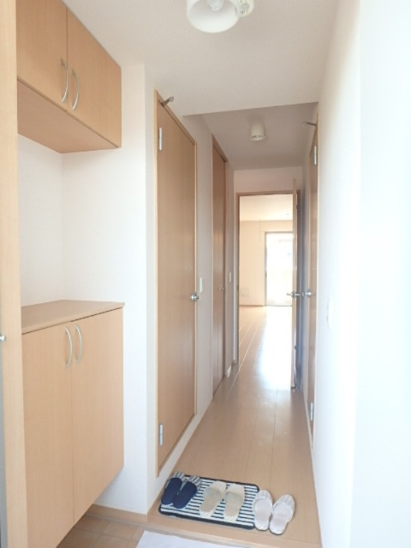 玄関　図面と現状に相違がある場合には現状を優先