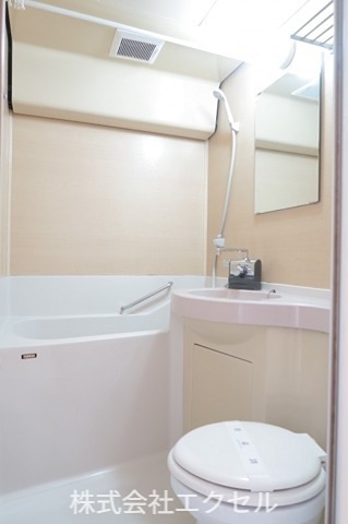 バス・シャワールーム　（同タイプイメージです。）