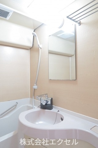 洗面設備　（同タイプイメージです。）