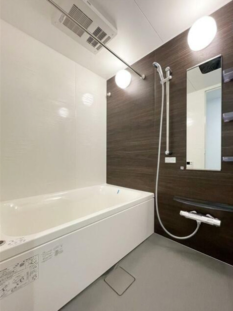 バス・シャワールーム