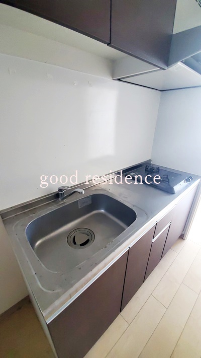 キッチン　【SECOM完備＆駐輪場付き物件】