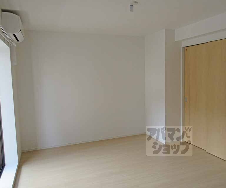 居室・リビング　風通しの良い明るいお部屋です！