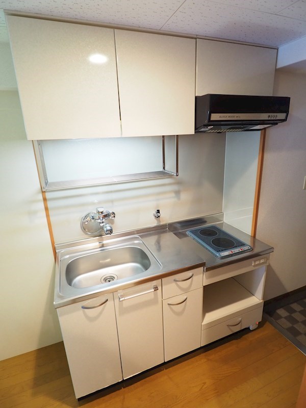 キッチン　使い勝手の良いシステムキッチン。