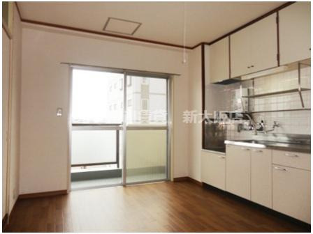 居室・リビング　第1マンション北（グランドハイツ北）