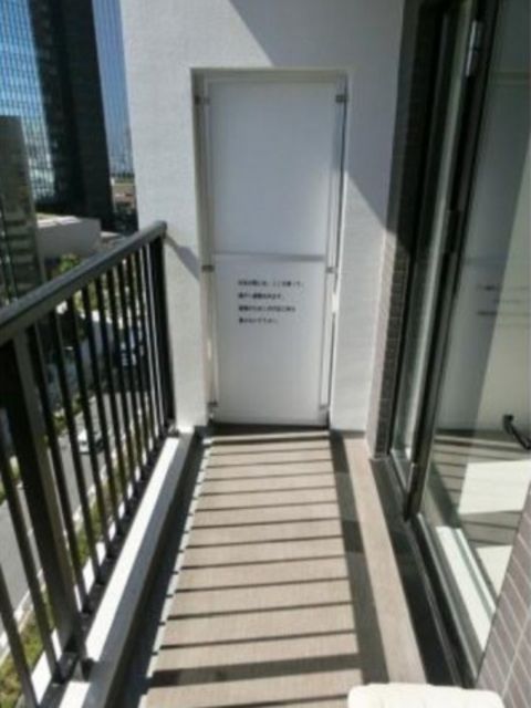 バルコニー　※同タイプの別のお部屋です。
