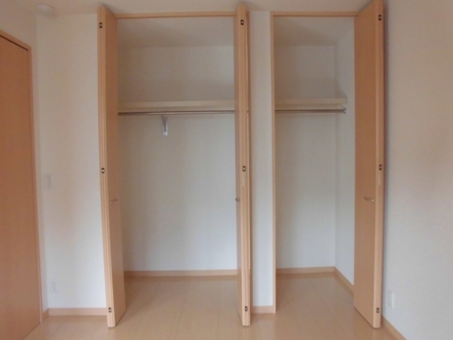 収納　クローゼット