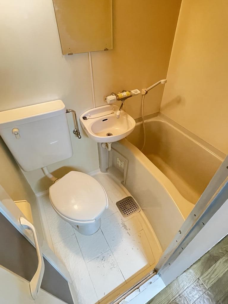 バス・シャワールーム