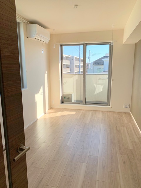 居室・リビング　★最上階角部屋2面採光で日当たり、眺望の良いお部屋です★