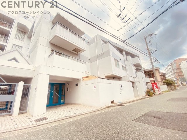 建物外観　オートロック付きで安心です♪