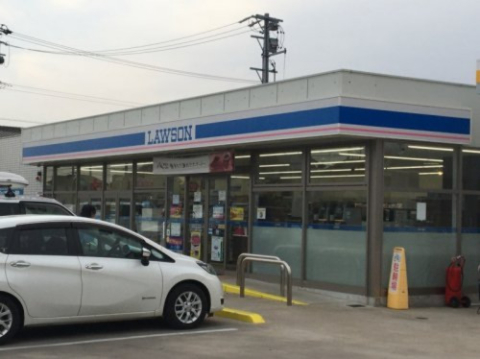 コンビニ　ローソン　西尾丁田町店（コンビニ）まで400m