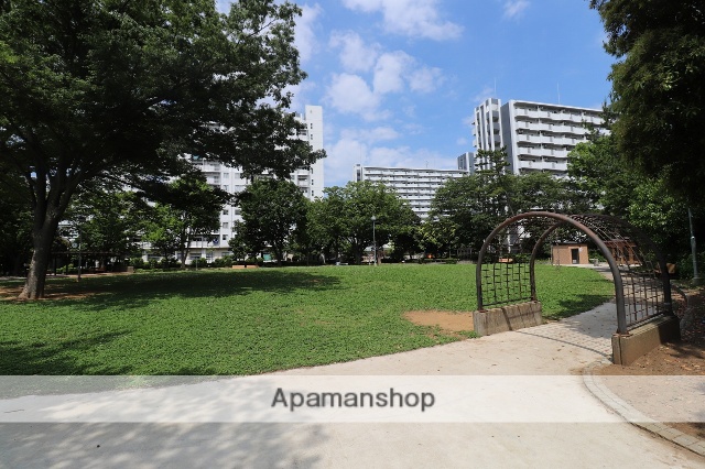 公園　塩浜中央公園（公園）まで1023m