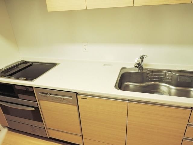 キッチン　※写真は同タイプ住戸です