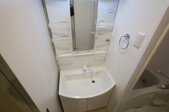 洗面設備　※別部屋の写真です