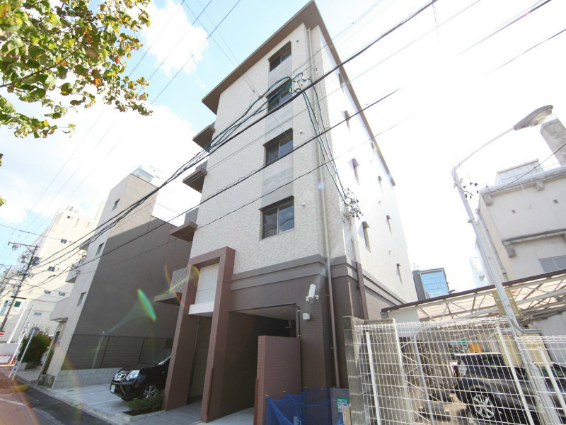建物外観　外観　オートロック　　防犯カメラ完備