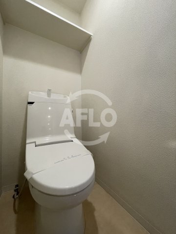 トイレ　ルクレ立売堀　温水洗浄便座