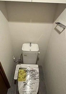 トイレ　写真は同タイプ住居です。