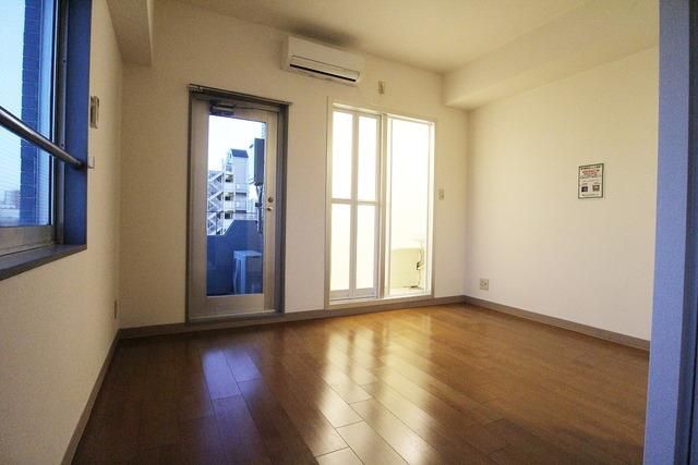 その他部屋・スペース　★２面採光で明るいお部屋★