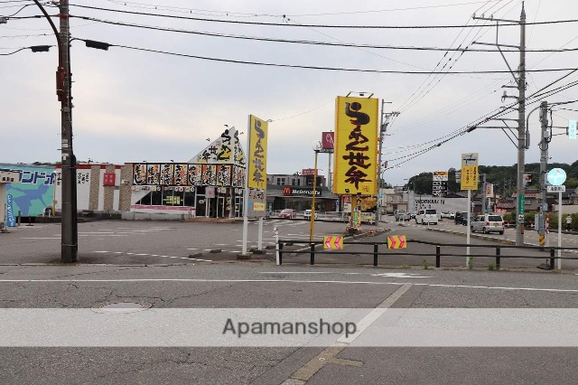 飲食店　らーめん世界 呉羽店（飲食店）まで146m