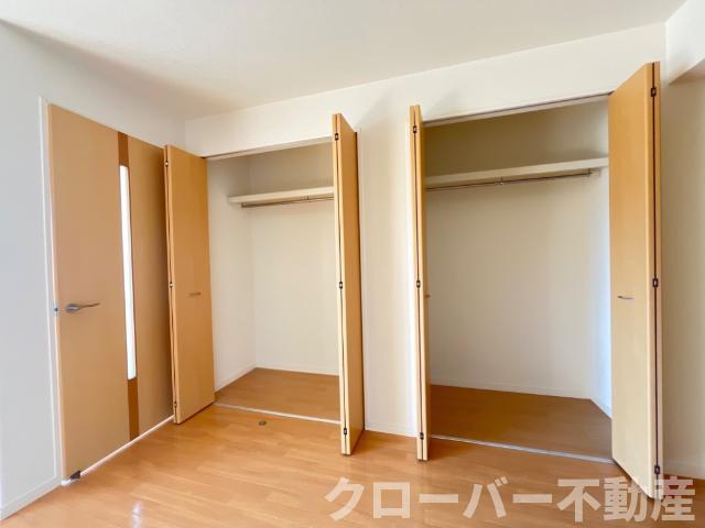 収納　クローゼット
