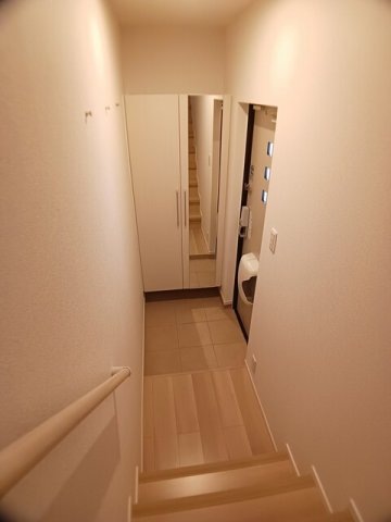 玄関　収納もある玄関です