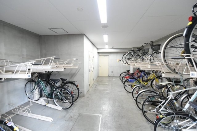 駐車場　駐輪場