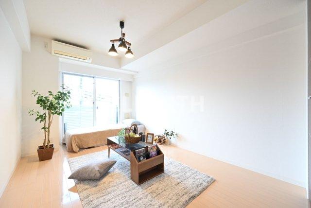 居室・リビング　家具・小物はイメージです