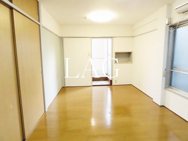 居室・リビング　洋室のお部屋です。