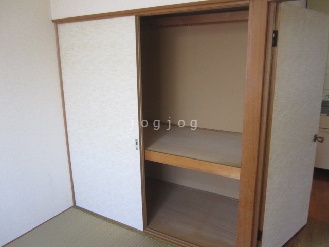 収納　類似