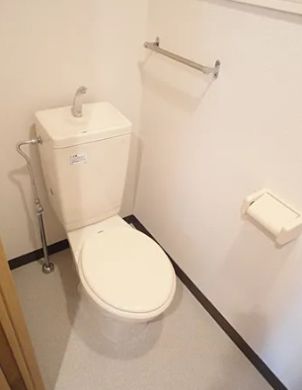 トイレ　清潔感のあるトイレです