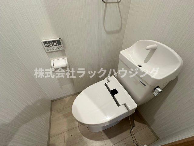 トイレ　【お部屋さがしはラックハウジングにお問合せ下さいませ♪】
