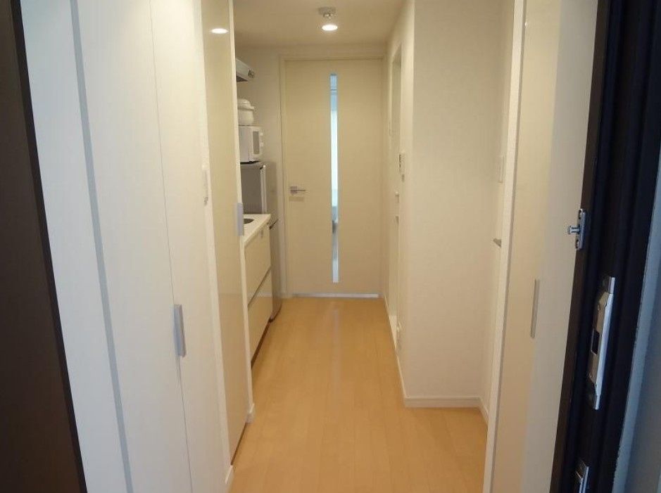 玄関　※別部屋参考写真
