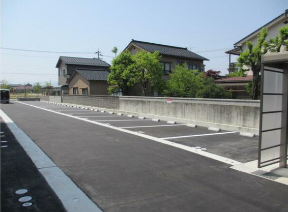 駐車場　駐車場です