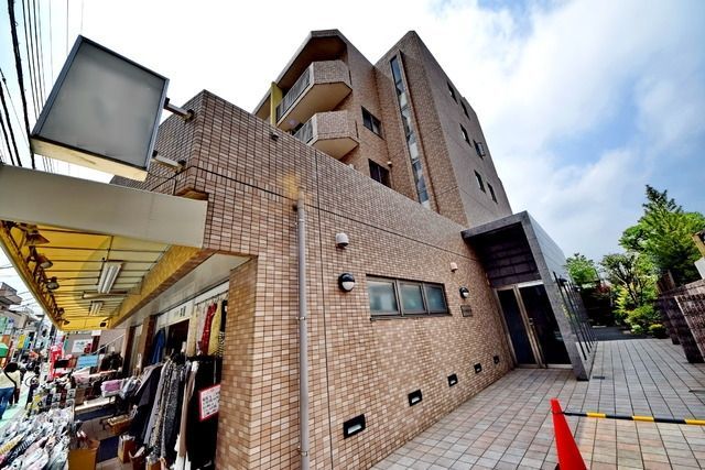 建物外観　★祖師ヶ谷大蔵駅徒歩４分・買い物・通勤便利です★
