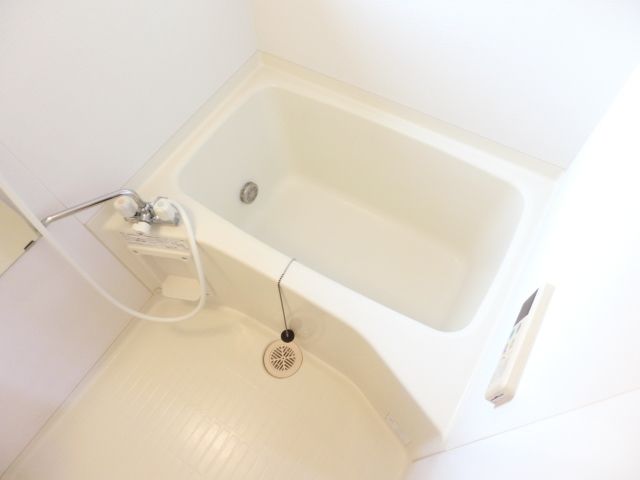 バス・シャワールーム　綺麗なバスルームです