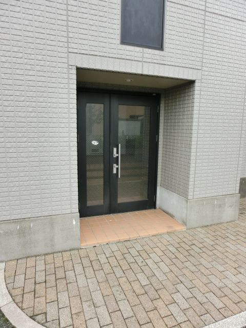 エントランス　お部屋につながるエントランスです
