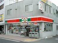 コンビニ　（参考）サンクス（コンビニ）まで195m