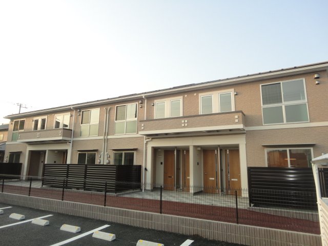 建物外観　外観写真（昼）