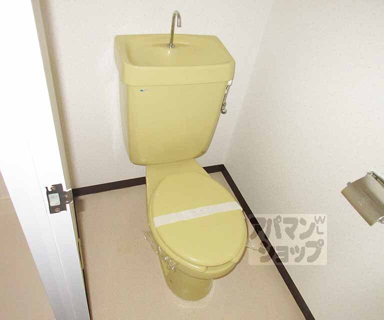 トイレ　清潔感のあるトイレです・