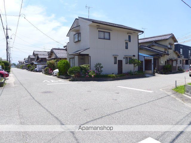 その他　前面道路（その他）まで0m