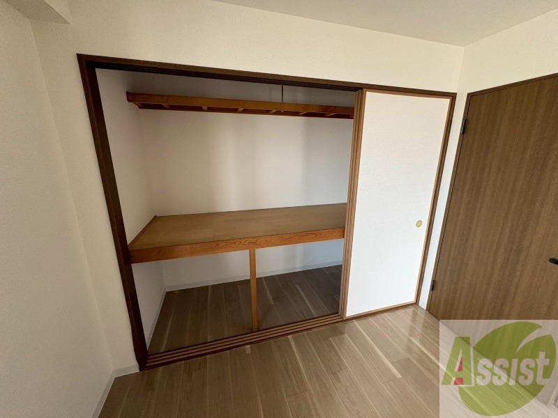 収納　収納もバッチリあるのでお部屋が片付きますよ！